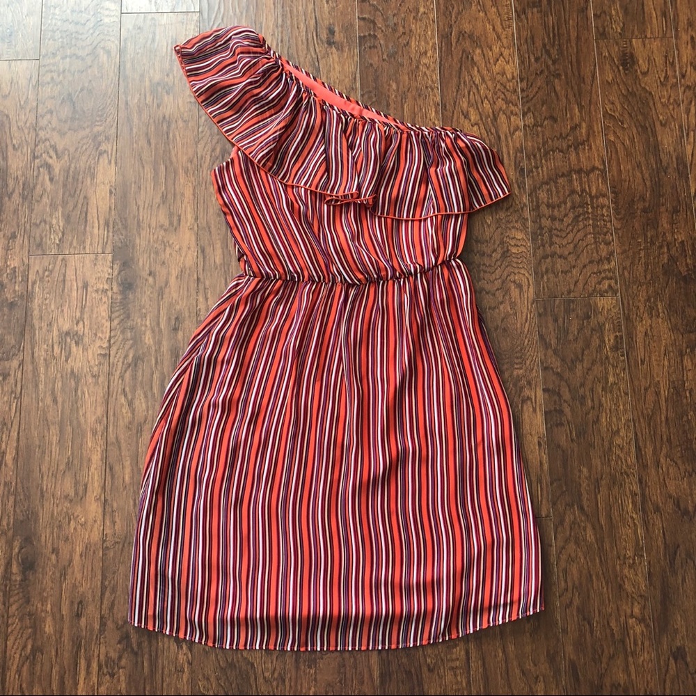 Bisou Bisou One shoulder striped dress